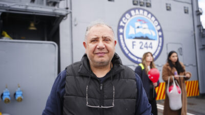 - Ziyaretçilerden Abdi Toprak:
- "Bugün böyle bir ortamda bulunduğum için