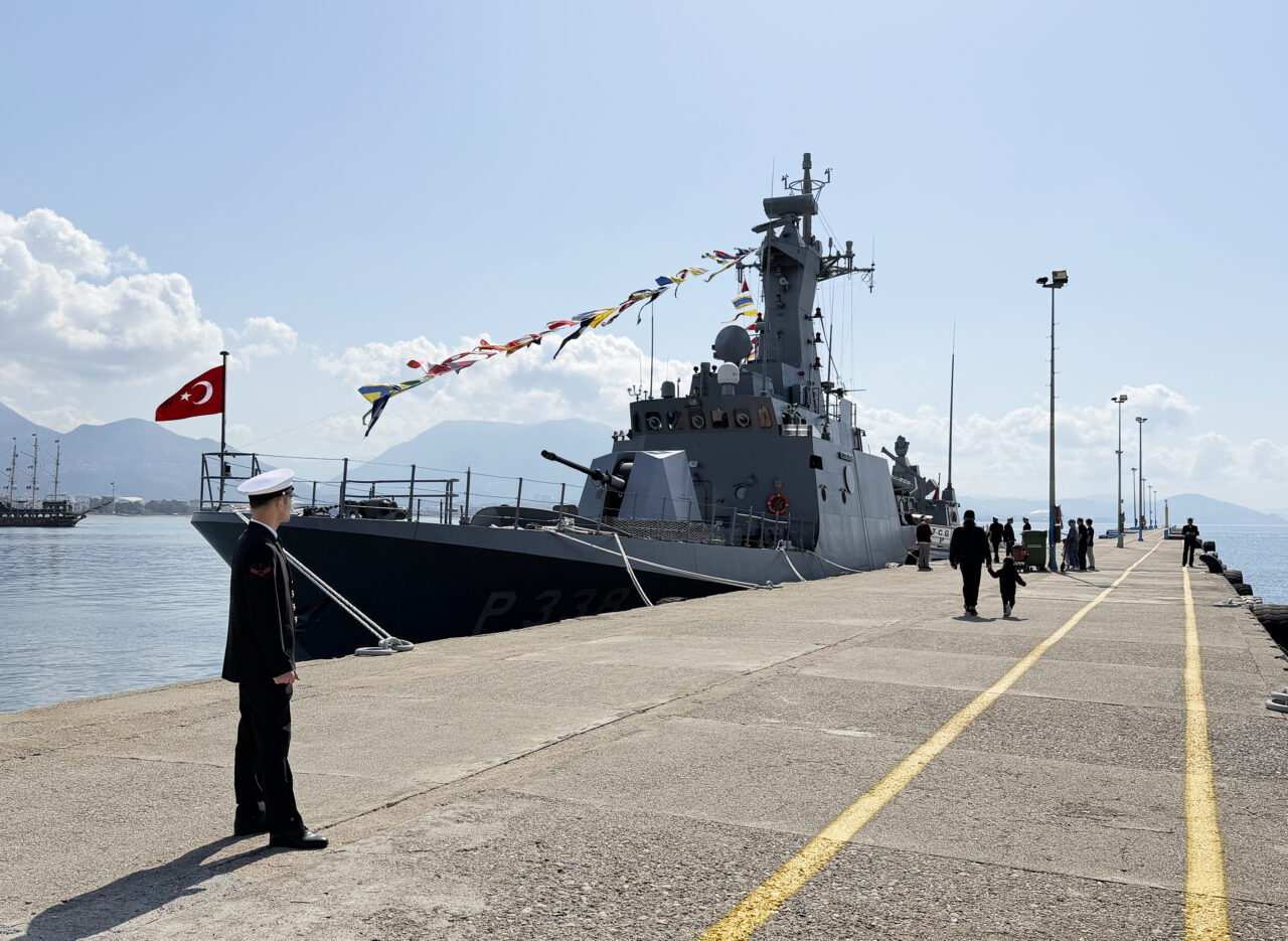 ANTALYA (AA) – Antalya'nın Alanya ilçesinde, 23 Nisan Ulusal Egemenlik