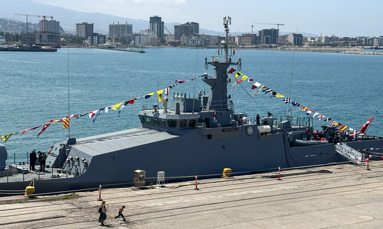 HATAY (AA) – Hatay'ın İskenderun ilçesinde, TCG Karpaz ve TCSG