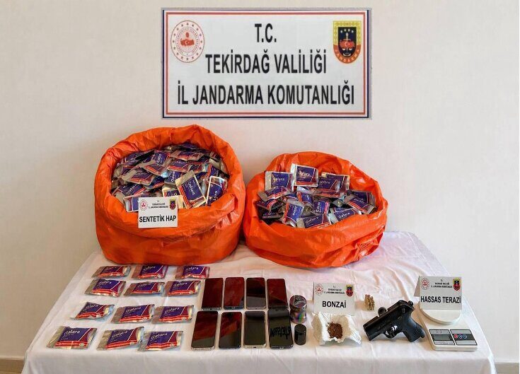 TEKİRDAĞ (AA) – Tekirdağ ve İstanbul'da düzenlenen uyuşturucu operasyonunda gözaltına