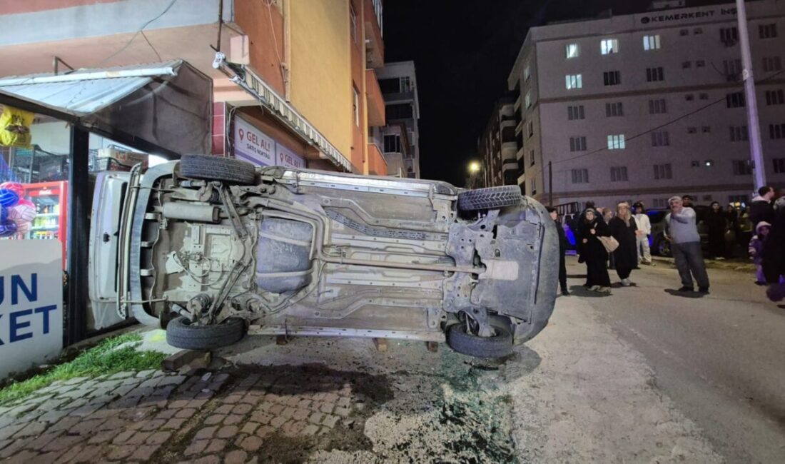 TEKİRDAĞ (AA) – Tekirdağ'ın Çerkezköy ilçesinde hafif ticari aracın 4