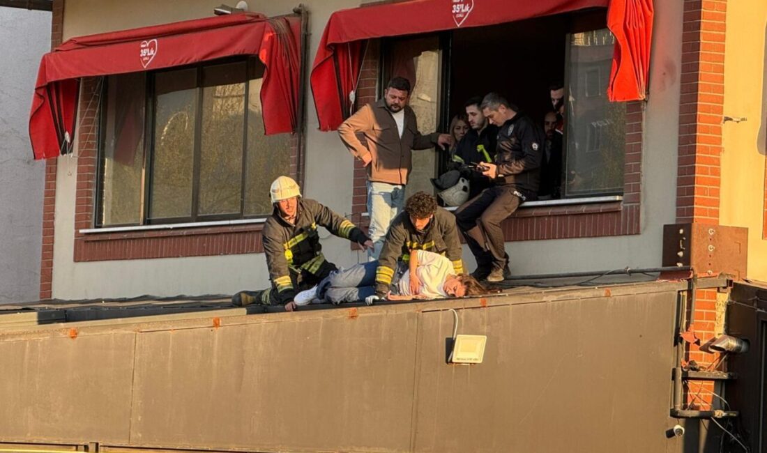 TEKİRDAĞ (AA) – Tekirdağ’ın Çorlu ilçesinde bir kafenin 3’üncü katından
