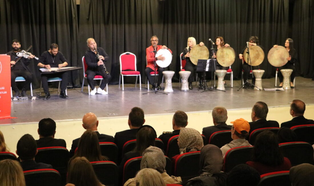 TEKİRDAĞ (AA) – Tekirdağ'da 8 Nisan Dünya Romanlar Günü dolayısıyla