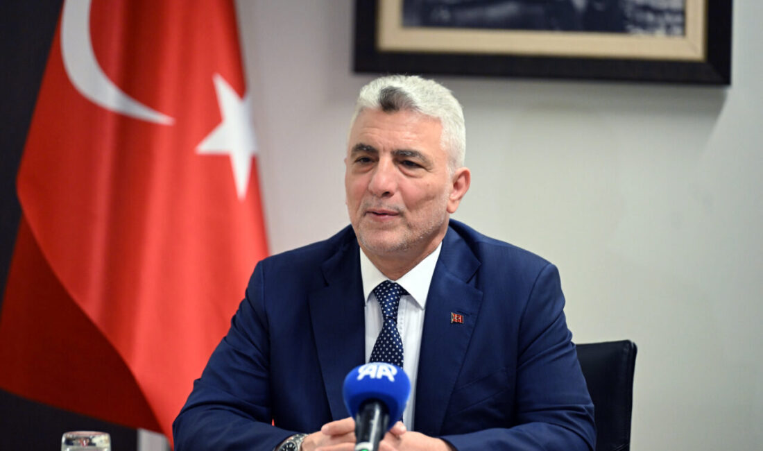 - "Türkiye, dünyada politika belirleyen ve oyun kuruculuk yapan 4-5