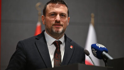 - Türkiye Milli Olimpiyat Komitesi Başkanı Veli Ozan Çakır:
"Bizim hedefimiz