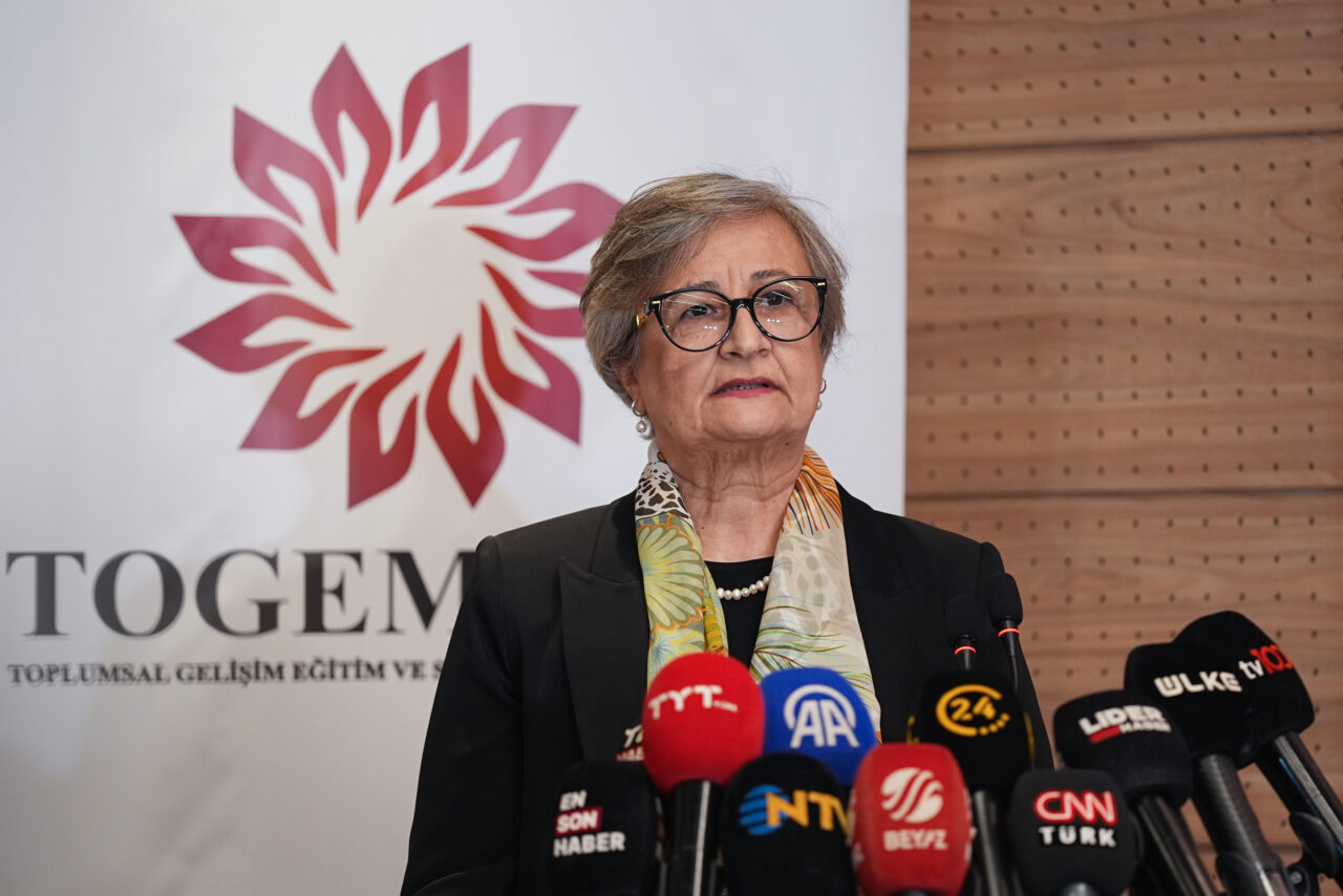 - Yönetim Kurulu Başkanı Mihrimah Belma Sekmen:
- "Cemre Çarşısı bir