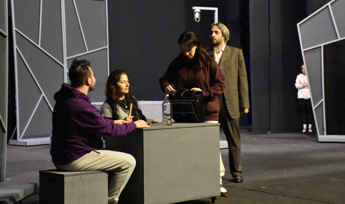 TRABZON (AA) – Devlet Tiyatroları (DT) Genel Müdürlüğünce hayata geçirilen