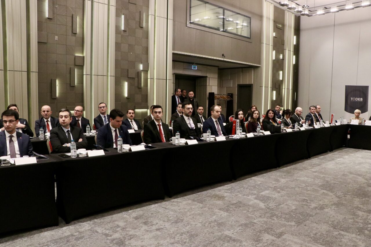 - Adalet Bakanlığı Ceza İşleri Genel Müdür Yardımcısı Şenol Taş:
-