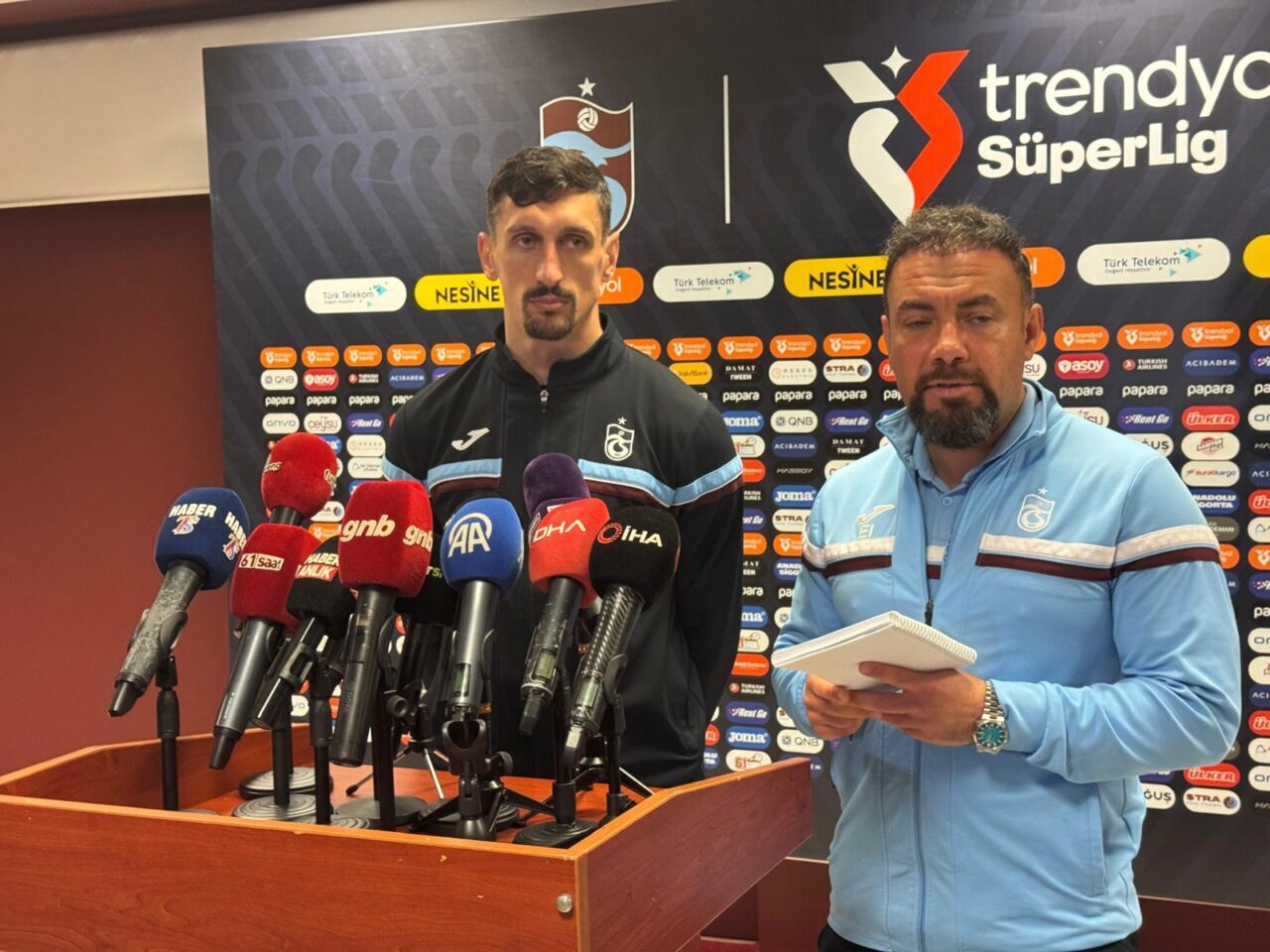 - Bordo-mavili takımın kaptanı Stefan Savic:
- "Üç puan alabilmiş olsaydık