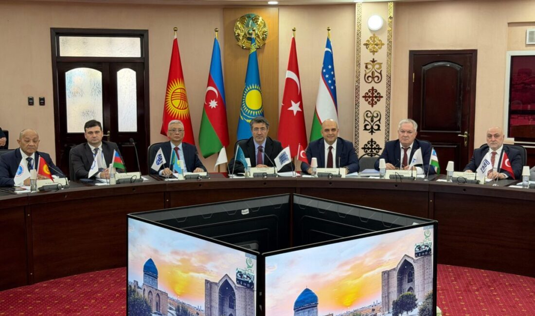 - Türkiye Bankalar Birliği Yönetim Kurulu Başkanı Alpaslan Çakar:
- "Türk