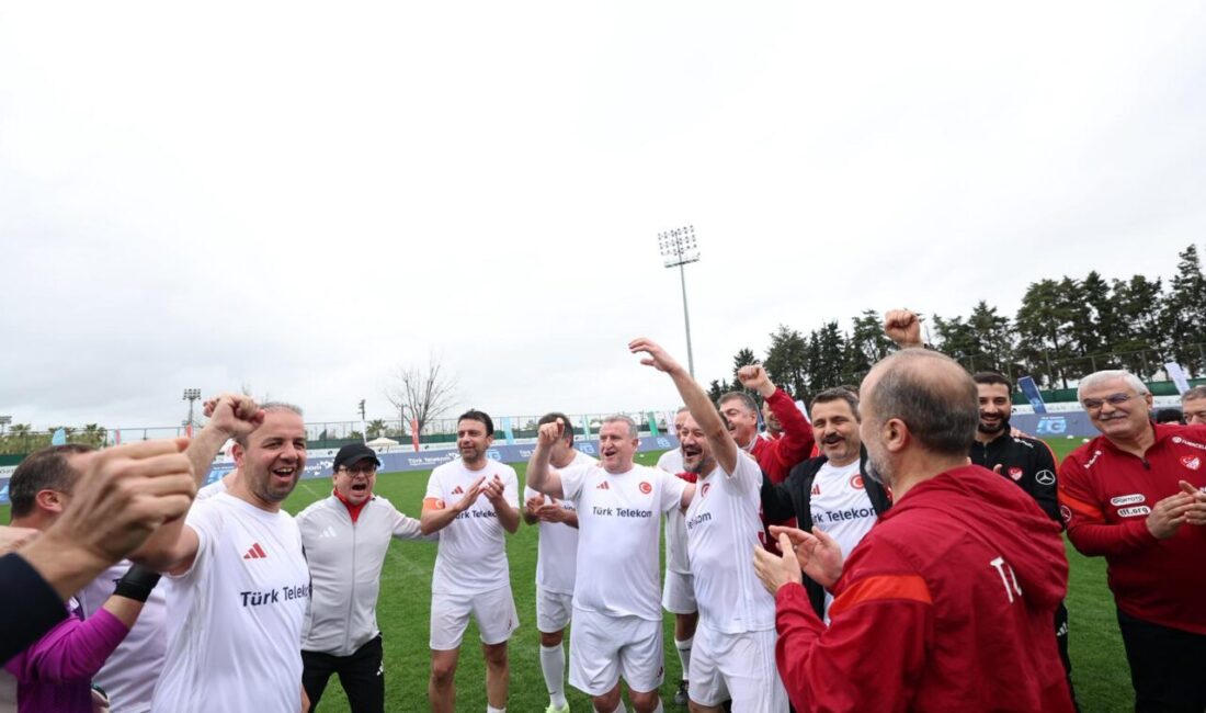 - Finalde Azerbaycan'ı yenen Türkiye-1 takımı şampiyon oldu