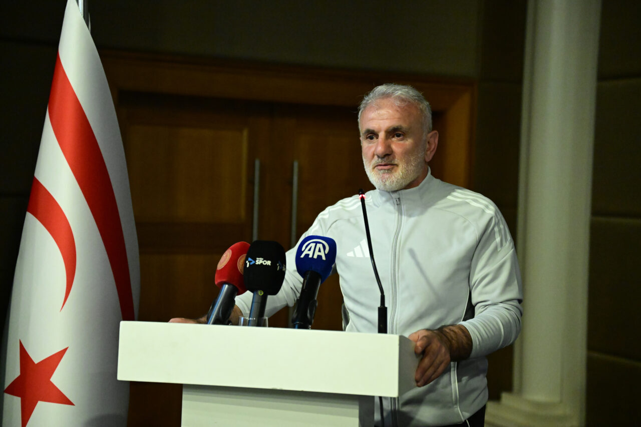 - Turnuvada Türkiye, Azerbaycan, Kırgızistan ve KKTC takımları mücadele edecek