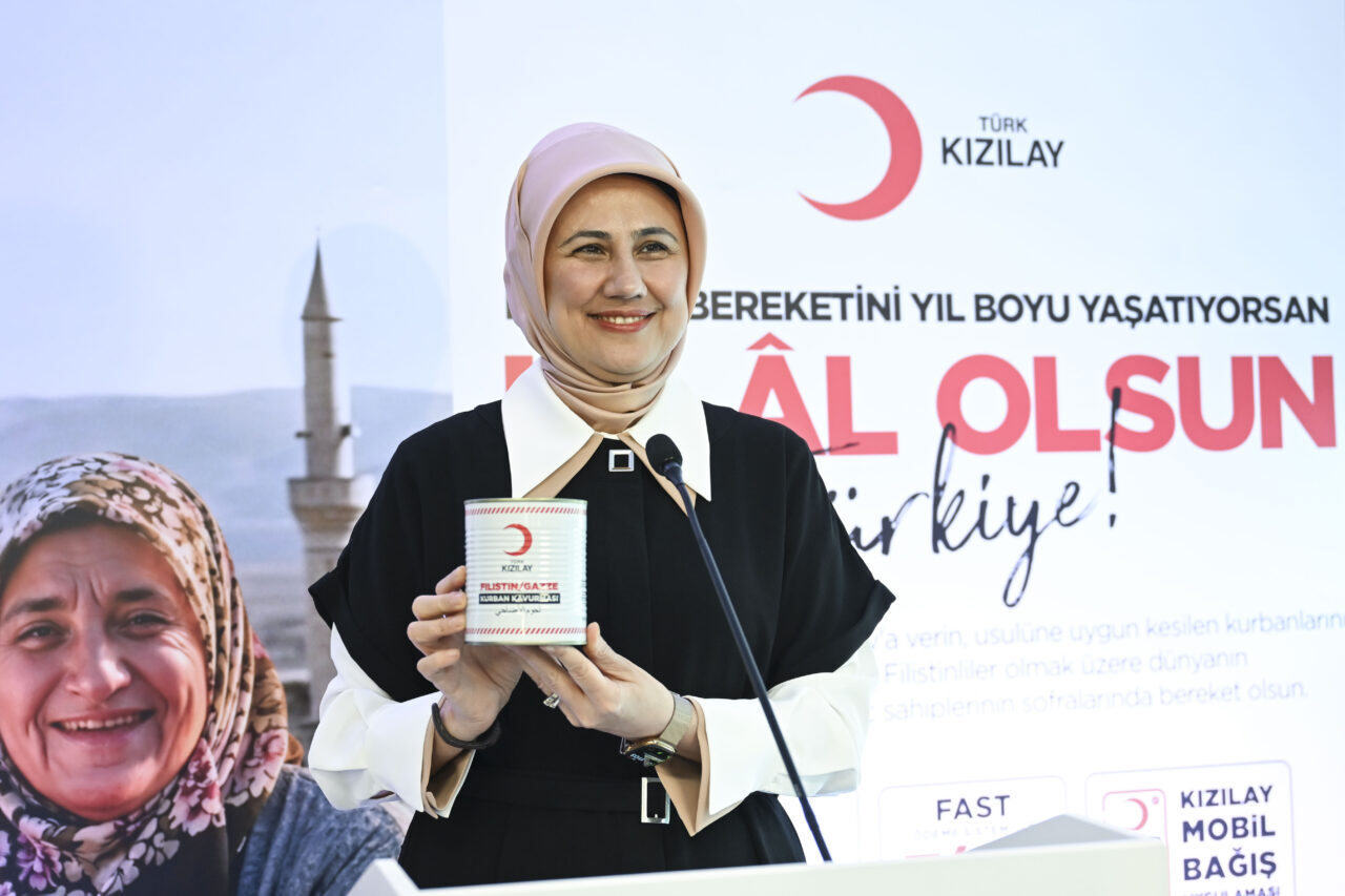 - Türk Kızılay Genel Başkanı Fatma Meriç Yılmaz:
- "Bu sene