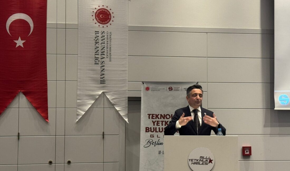 - Cumhurbaşkanlığı Savunma Sanayii Başkan Yardımcısı Prof. Dr. Hakan Karataş:
-