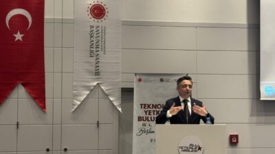 - Cumhurbaşkanlığı Savunma Sanayii Başkan Yardımcısı Prof. Dr. Hakan Karataş:
-