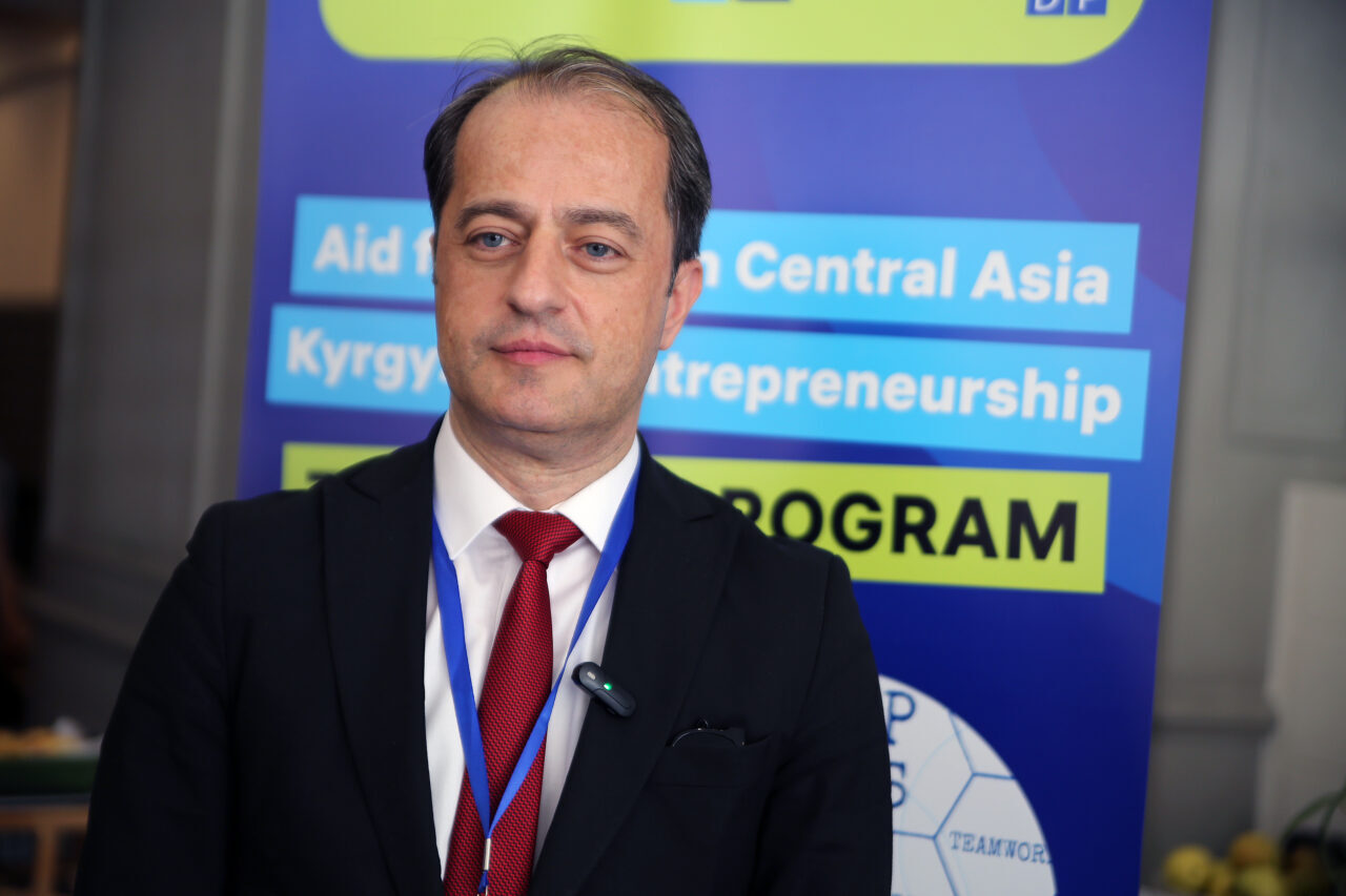 BİŞKEK (AA) – Türk uzmanlar, sosyal ve ekonomik refahın artırılması