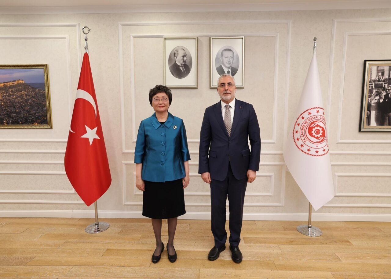 - Çalışma ve Sosyal Güvenlik Bakanı Işıkhan:
- "Önümüzdeki süreçte kurulacak
