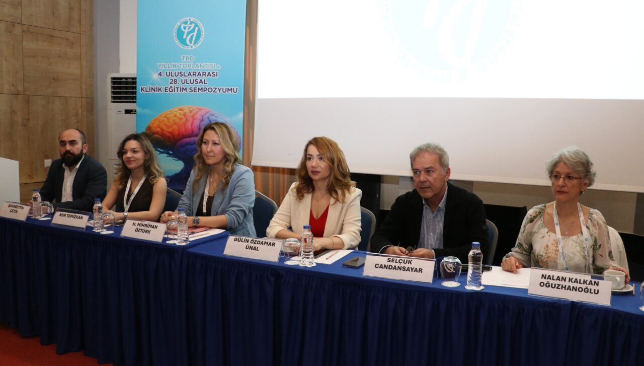 ANTALYA (AA) – Türkiye Psikiyatri Derneği 4. Uluslararası ve 28.