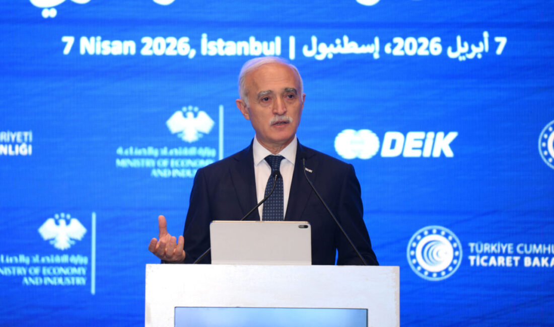 - Suriye Ekonomi ve Sanayi Bakanı Nidal Şaar:
- "Yatırımcılar Suriye'ye