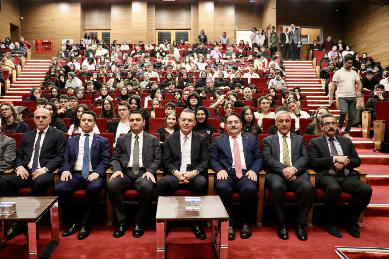 - "Bugüne kadar Ay'a kendi imkanlarıyla erişebilen ülke sayısı 6.