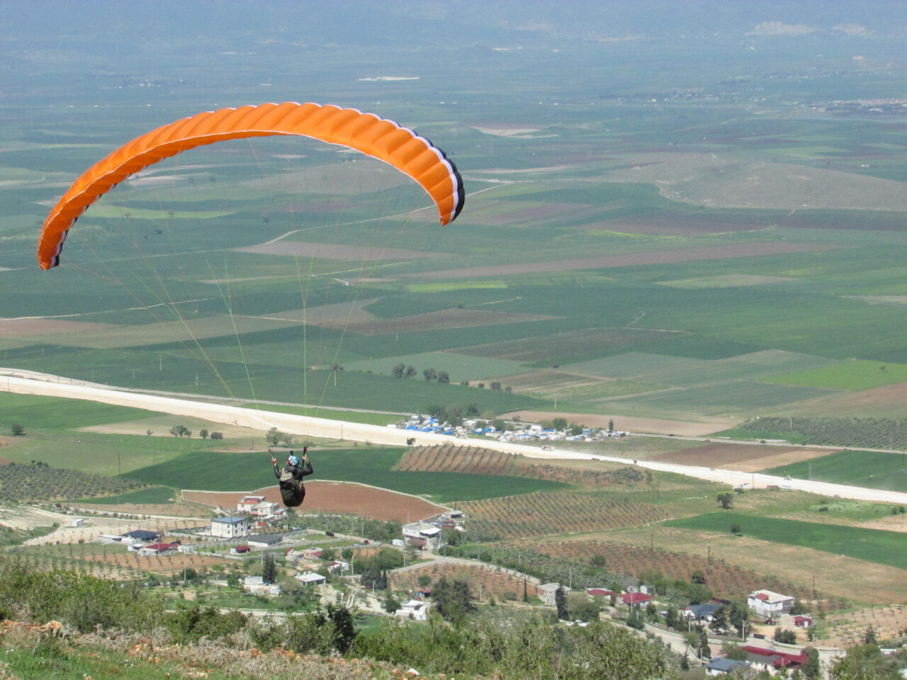GAZİANTEP (AA) – Türkiye Yamaç Paraşütü Hedef Yarışması, Gaziantep'in Nurdağı