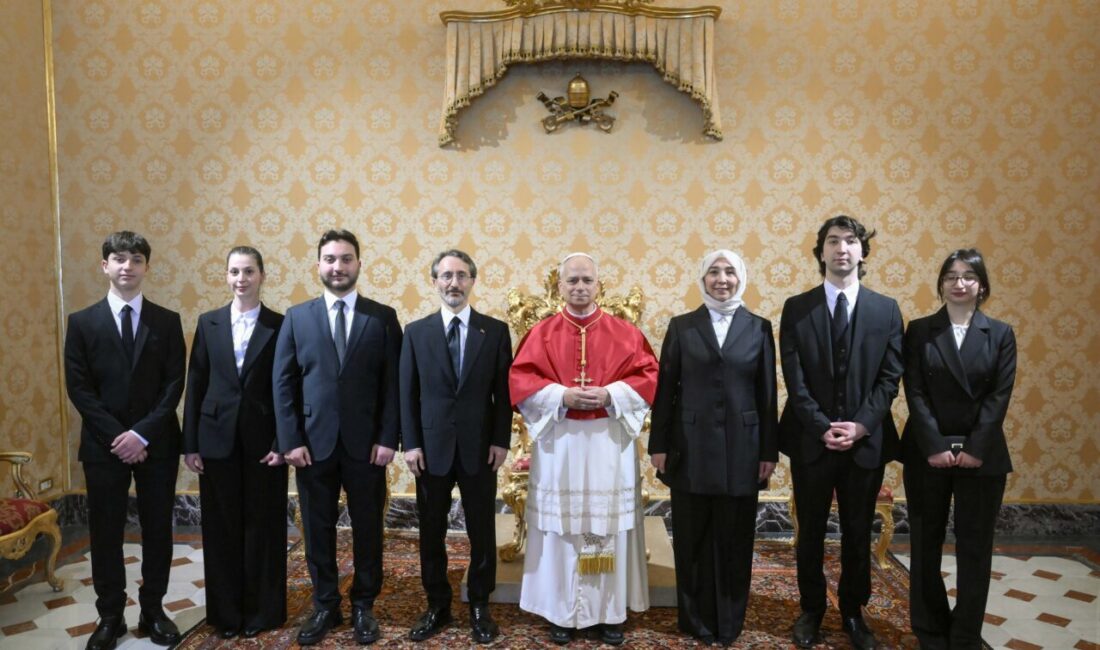 VATİKAN (AA) – Türkiye'nin Vatikan Büyükelçisi Prof. Dr. Fahrettin Altun,