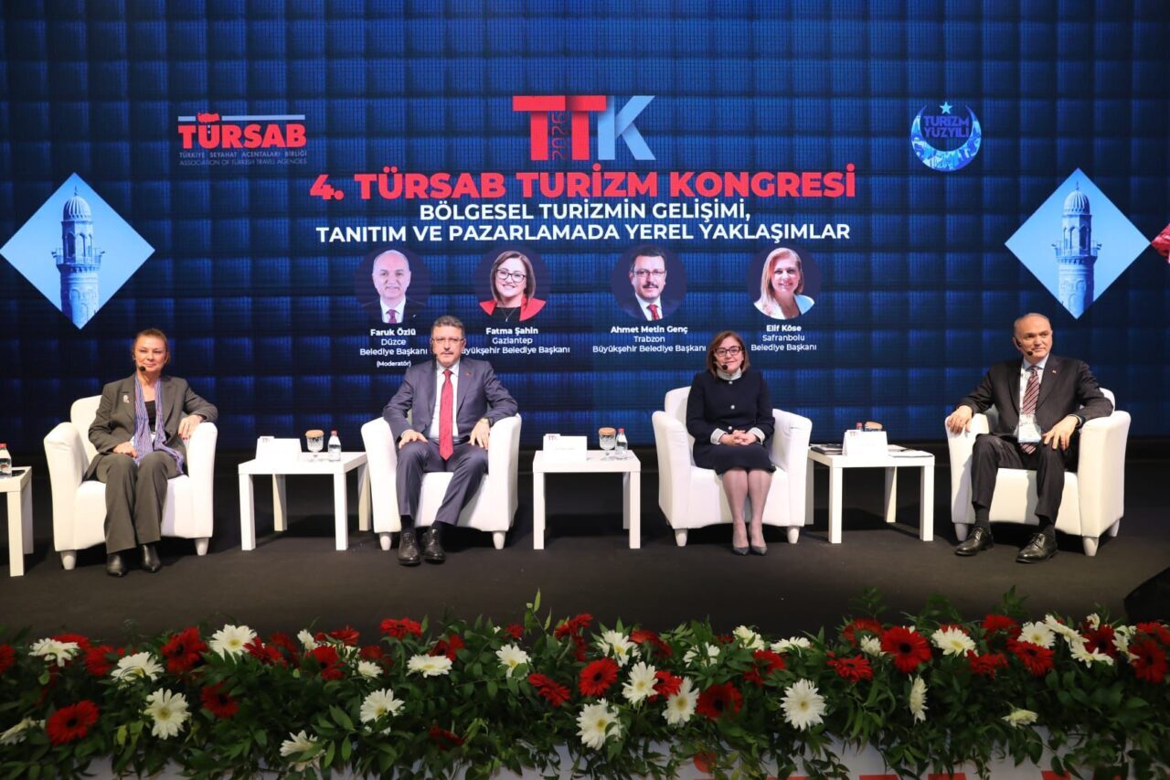 - Gaziantep Büyükşehir Belediye Başkanı Fatma Şahin:
- "(Gaziantep) Toplamda 26