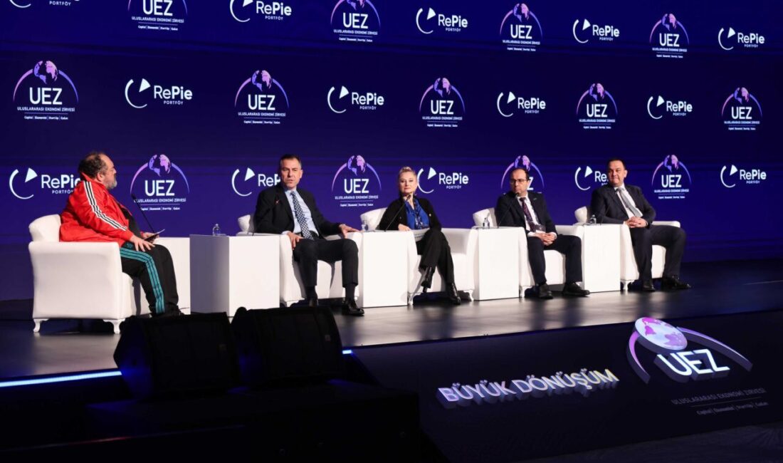 - Picus Security Kurucu Ortağı Süleyman Özarslan:
- "Tüm sektörlerde olduğu