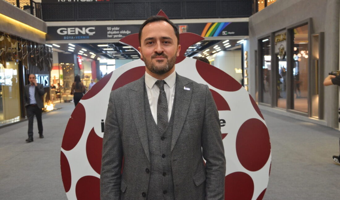 BURSA (AA) – Türkiye'nin önemli mobilya üretim merkezlerinden Bursa'nın İnegöl