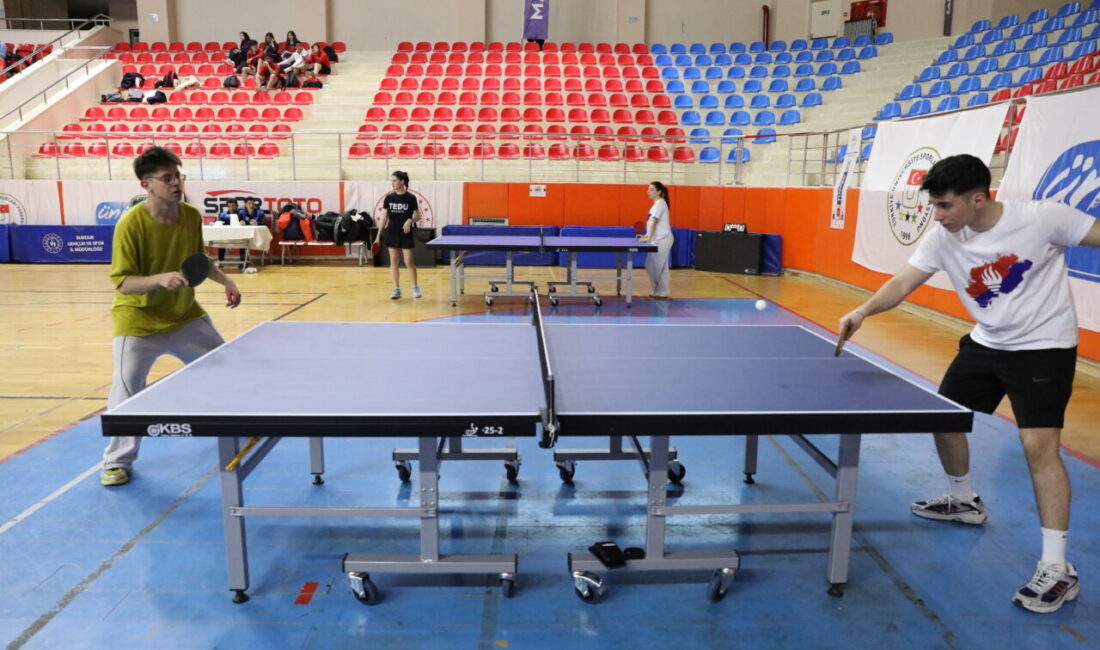 BURDUR (AA) – Türkiye Üniversite Sporları Federasyonu (TÜSF) tarafından düzenlenen