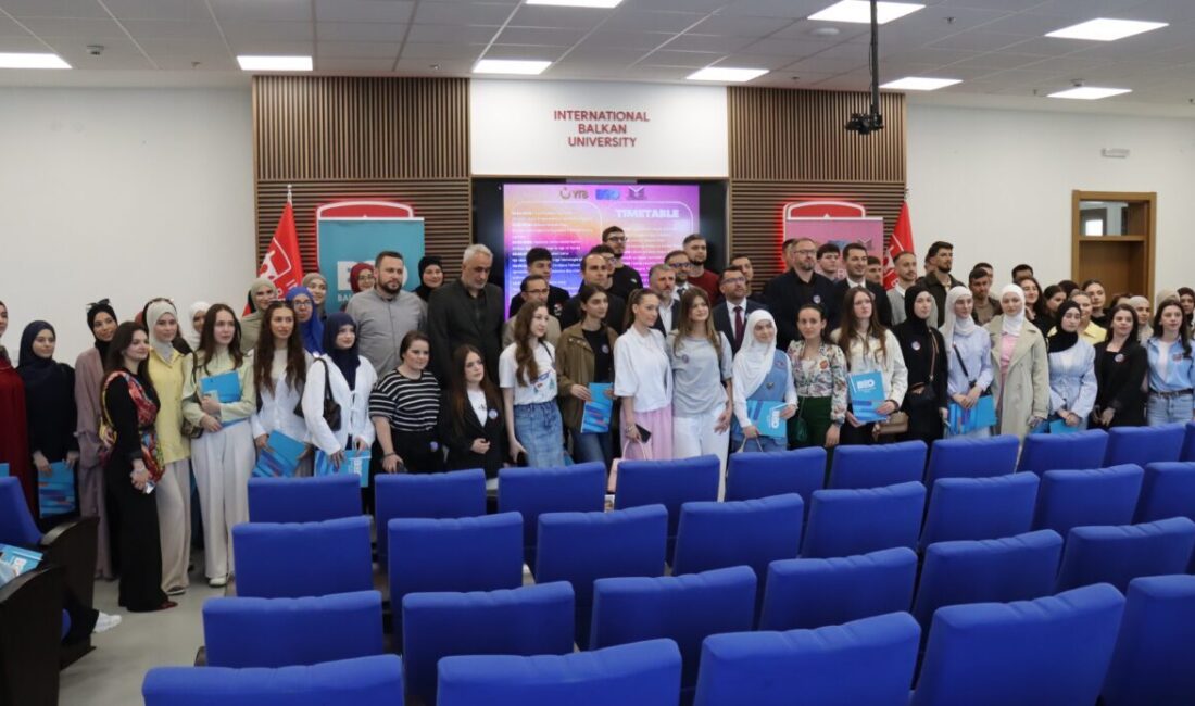 ÜSKÜP (AA) – Kuzey Makedonya'nın başkenti Üsküp'te Yurtdışı Türkler ve