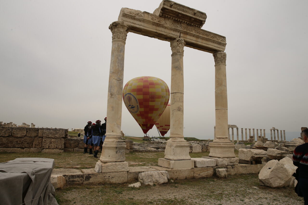 DENİZLİ (AA) – Denizli Valisi Yavuz Selim Köşger, UNESCO Dünya