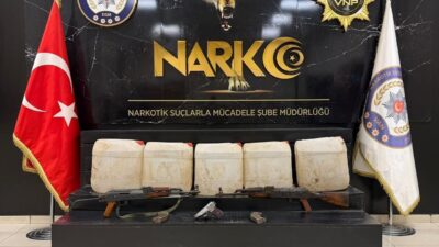 VAN (AA) – Van'da geçen hafta düzenlenen operasyonlarda 89 kilo