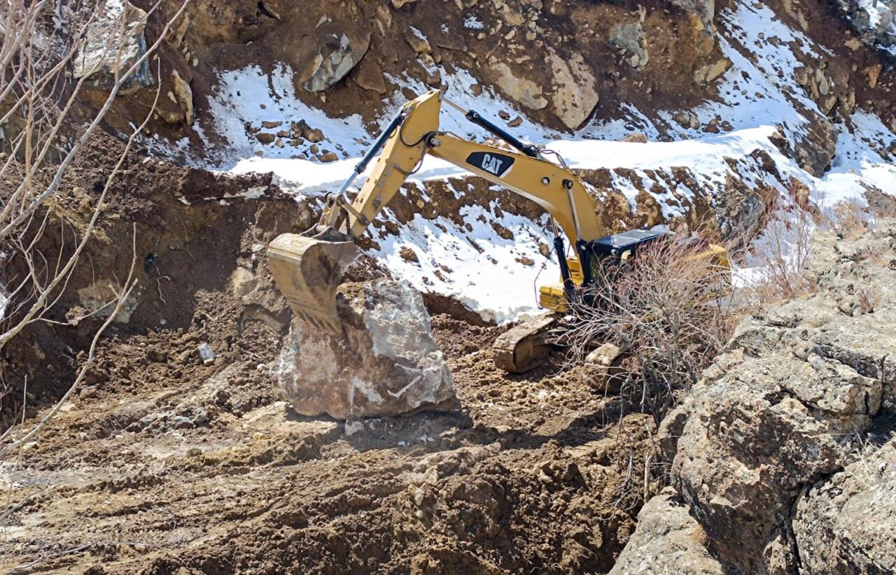 VAN (AA) – Van'ın Gürpınar ilçesinde sağanak sonrası kırsal mahalle