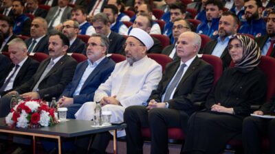 - Diyanet İşleri Başkanı Arpaguş:
- "TDV olarak bu yıl vekalet