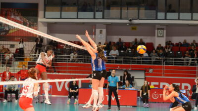 - Nilüfer Belediyespor Eker: 0 - Aras Kargo: 3