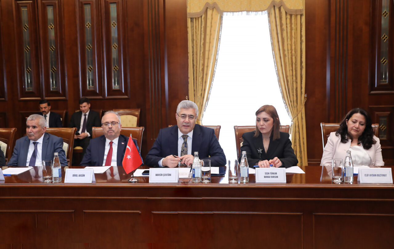 BAKÜ (AA) – Yargıtay Cumhuriyet Başsavcısı Muhsin Şentürk, Azerbaycan Yüksek