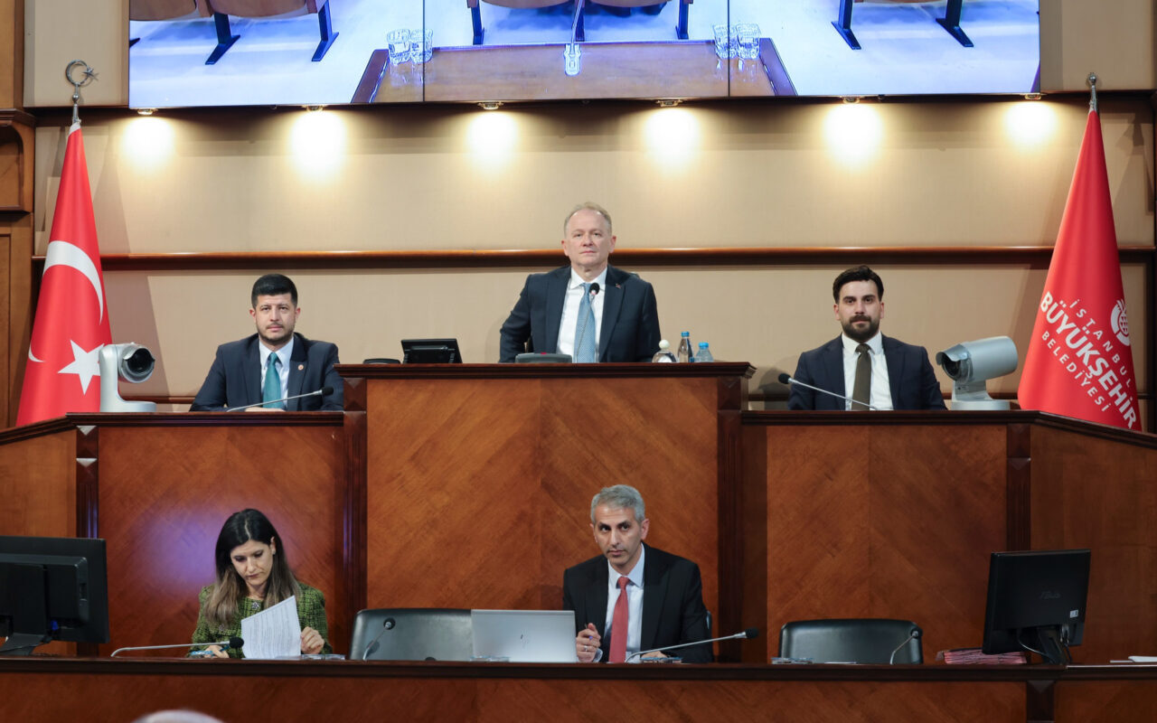 İSTANBUL (AA) – İstanbul Büyükşehir Belediye (İBB) Meclisinde, metro hatları