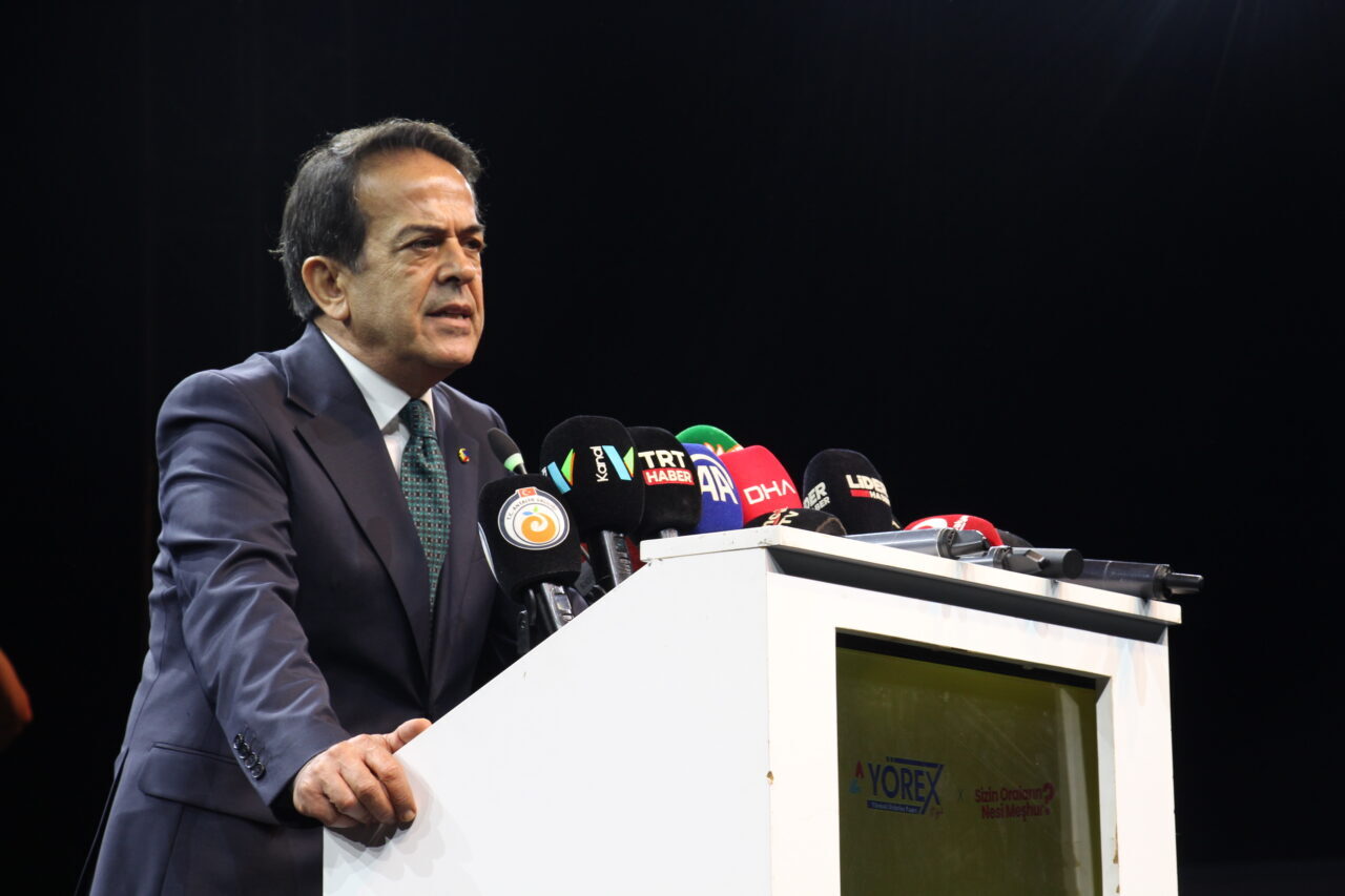 - Türkiye Odalar ve Borsalar Birliği Başkanı Rifat Hisarcıklıoğlu:
- "YÖREX