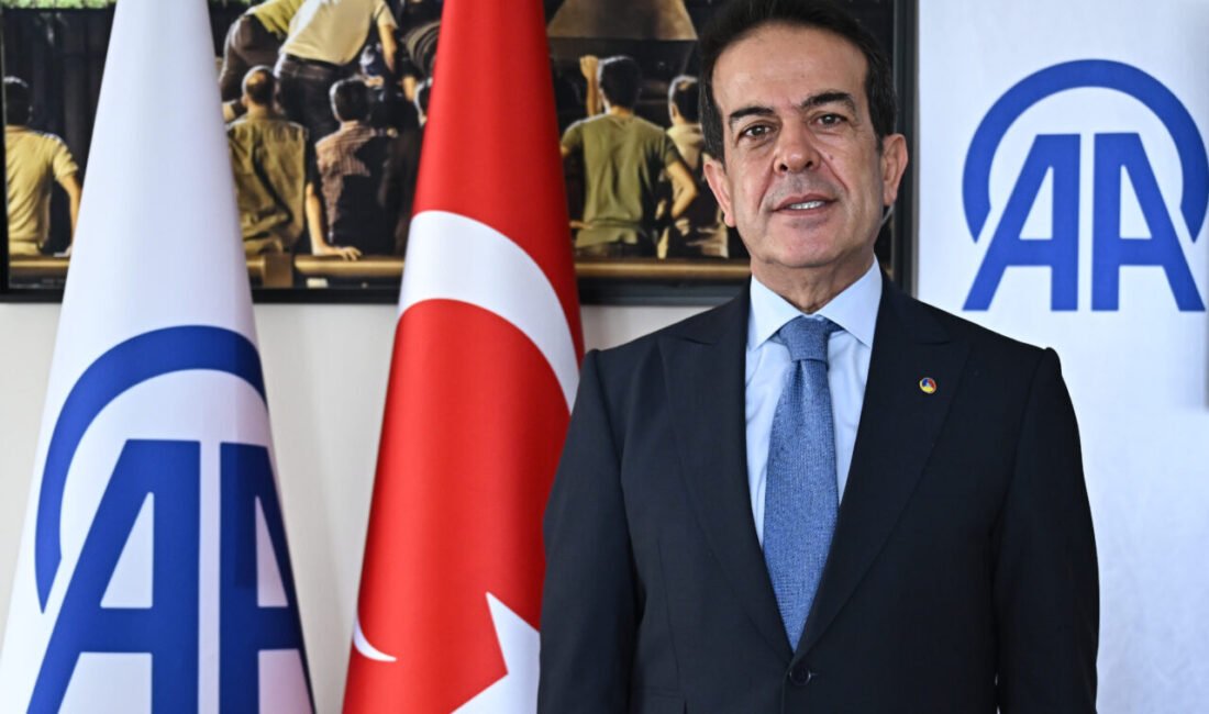 - Antalya Ticaret Borsası Başkanı Ali Çandır:
- "Yöresel ürünlerimizin hayata