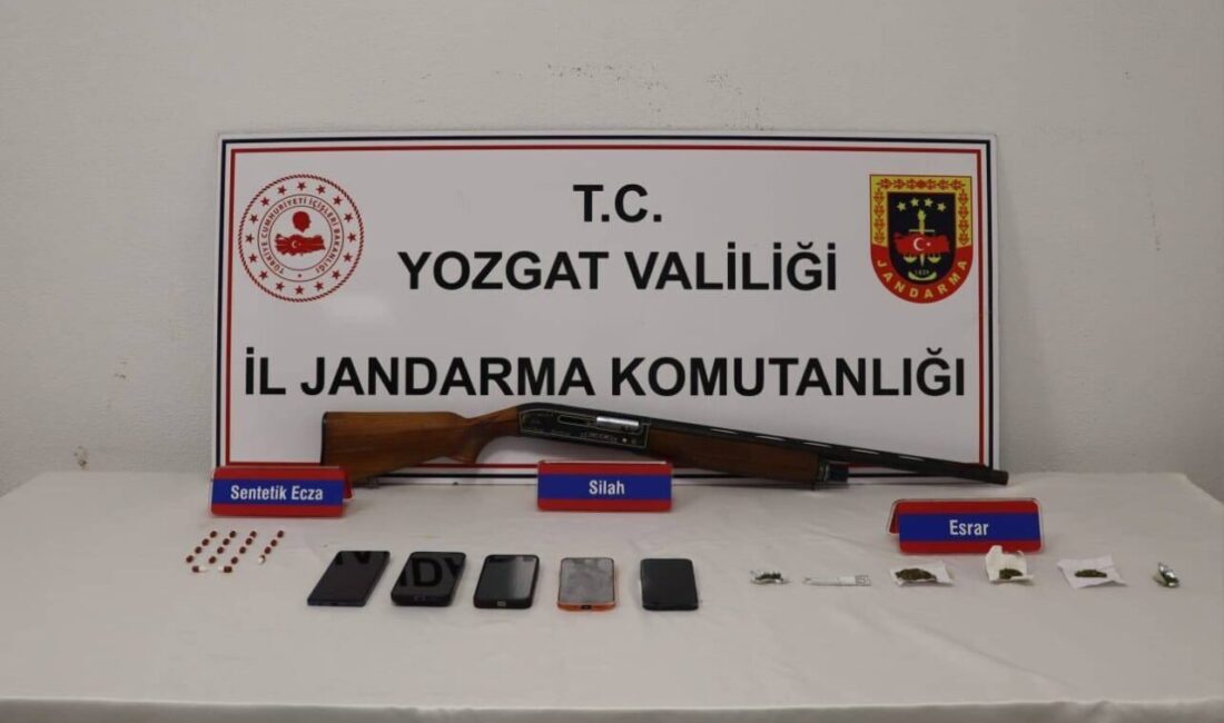 YOZGAT (AA) – Yozgat ve Ankara'da düzenlenen uyuşturucu operasyonunda 5