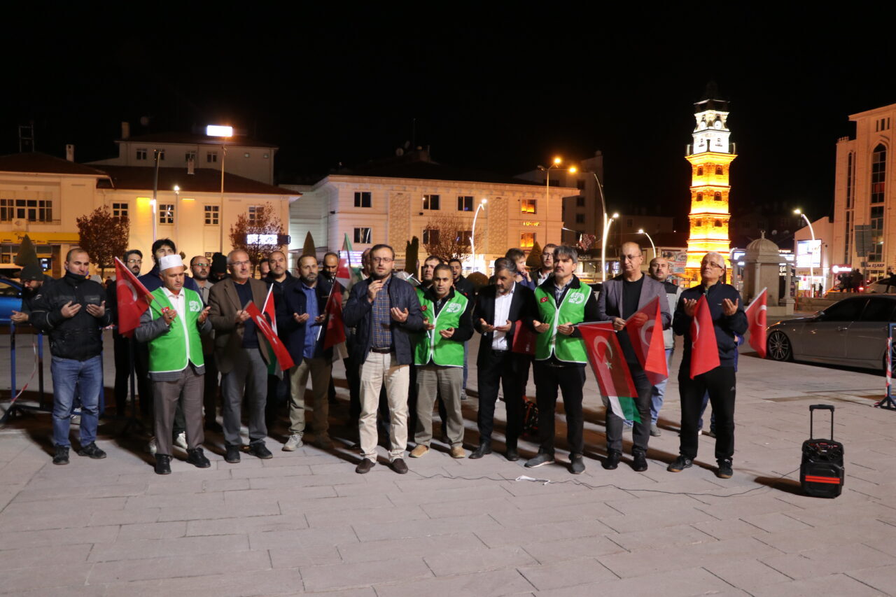 YOZGAT (AA) – İsrail'in Küresel Sumud Filosu'na saldırısı, Yozgat'ta protesto