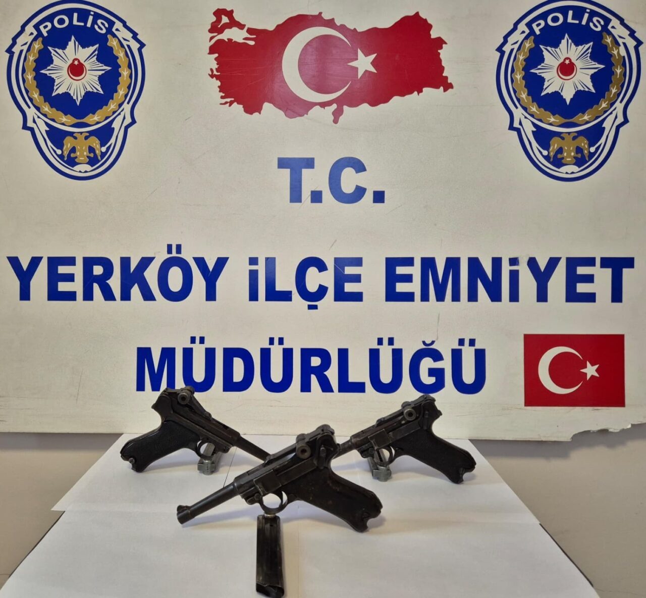 YOZGAT (AA) – Yozgat'ın Yerköy ilçesinde ruhsatsız silah taşıdığı gerekçesiyle