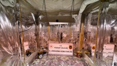 YOZGAT (AA) – Yozgat'ta düzenlenen uyuşturucu operasyonunda 3 şüpheli gözaltına
