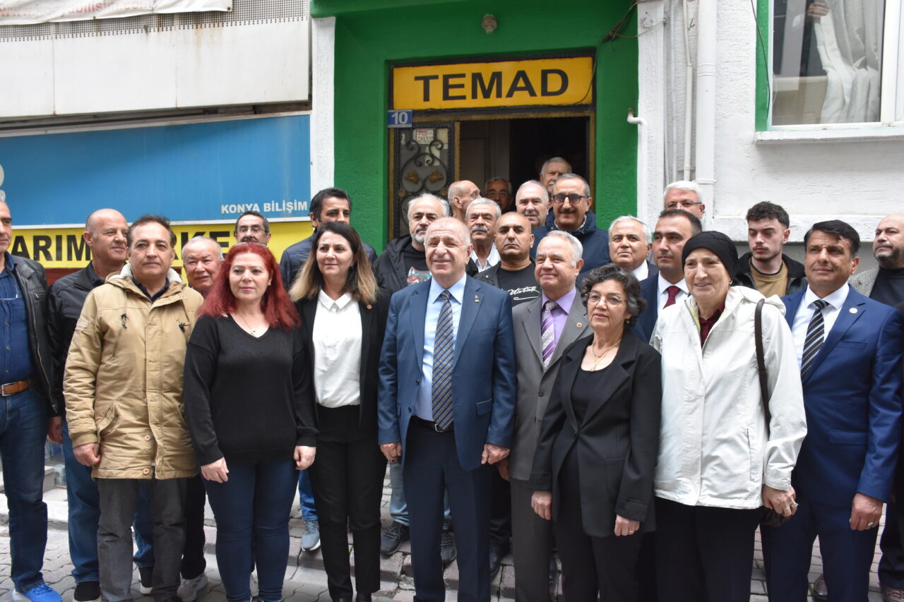 KONYA (AA) – Zafer Partisi Genel Başkanı Ümit Özdağ, Konya'da