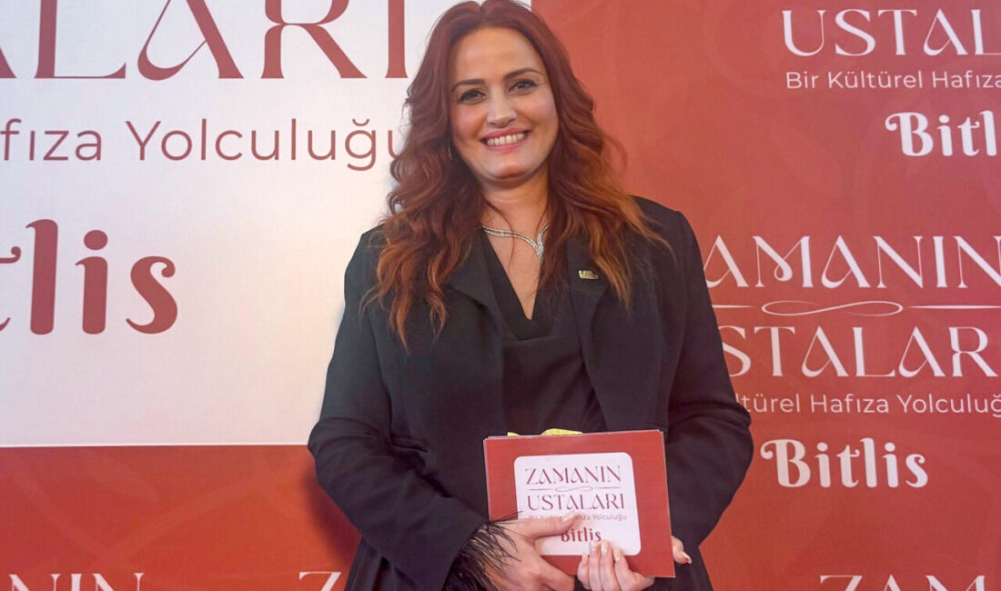 - Belgeselin yapımcısı ve yönetmeni Doç. Dr. Gözde Sunal:
- "Belgeselde
