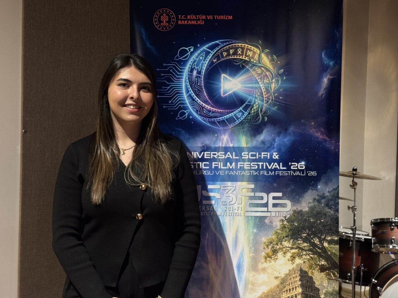 - Festival Başkanı Filiz Dağ:
- "Bugün Tekirdağ gösterimlere başladı. Aynı