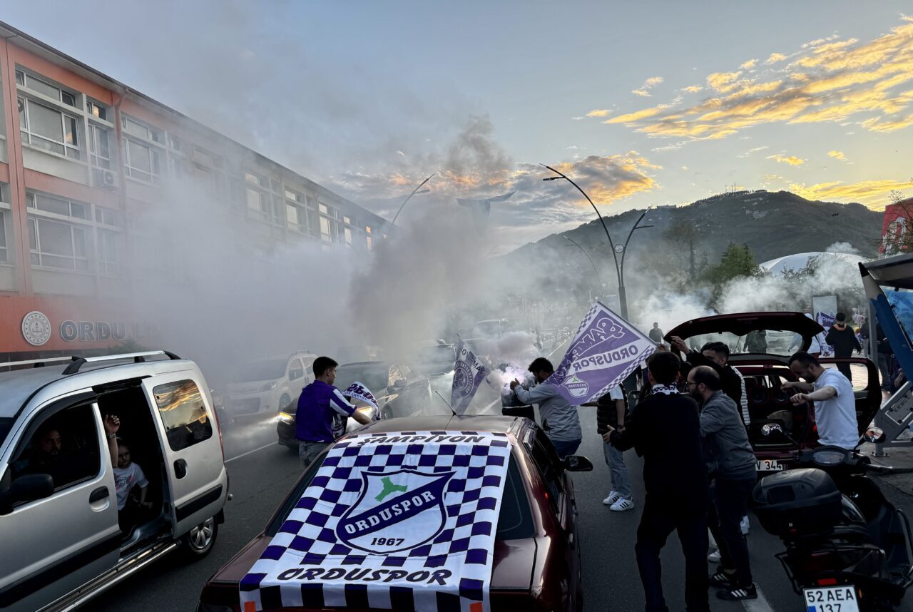 İSTANBUL (AA) – Nesine 3. Lig'de play-off final müsabakasında 52