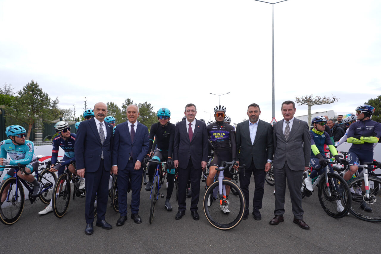 - Turun sekizinci ve son etabında 147 bisikletçi pedal çevirecek
-