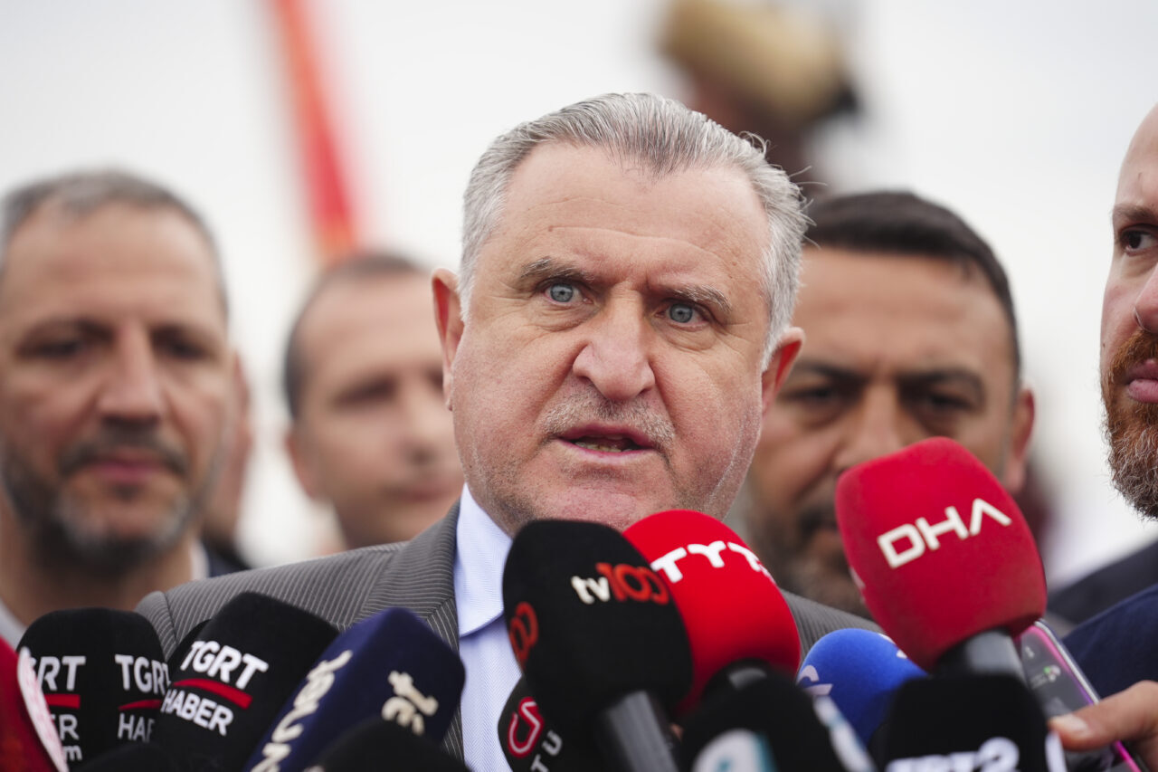 - Dünya Etnospor Birliği Başkanı Bilal Erdoğan:
"Buraya gelen vatandaşlarımız, 20'den